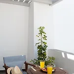 Sea Lilies Appart hôtel 4*