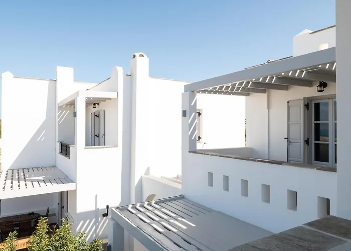 Sea Lilies Apart Otel 4*