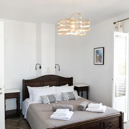Aparthotel Sea Lilies Plaka (Naxos)