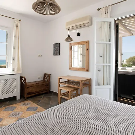 Sea Lilies Aparthotel Plaka (Naxos)
