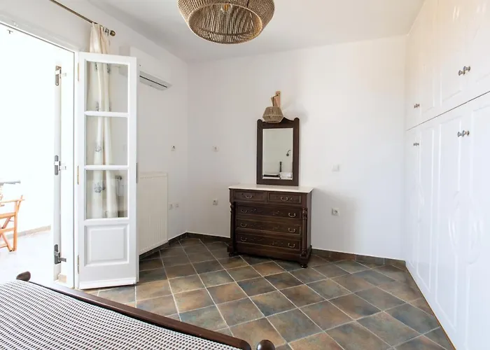 Sea Lilies 4* Plaka (Naxos)