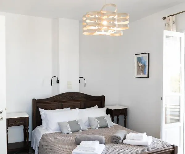 Aparthotel Sea Lilies Plaka (Naxos)