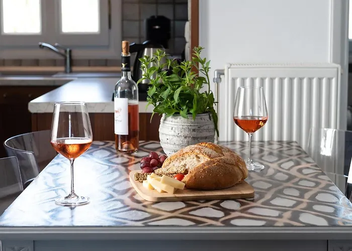 Sea Lilies Aparthotel 4*