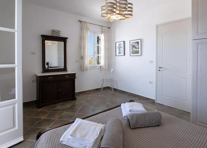 Sea Lilies 4* Plaka (Naxos)